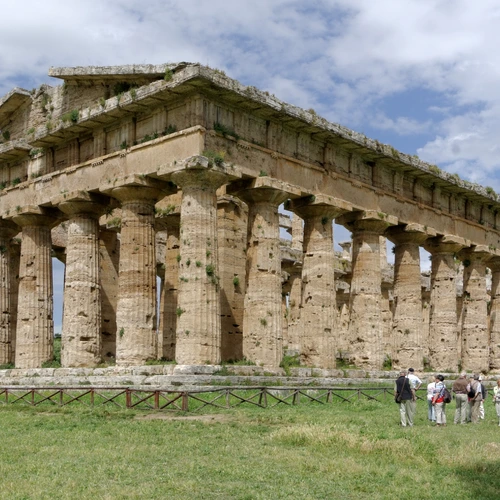 Paestum: I templi greci nascosti in Campania